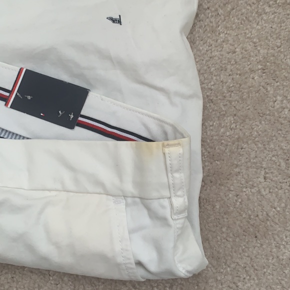 Off white Tommy Hilfiger shorts - Picture 4 of 4